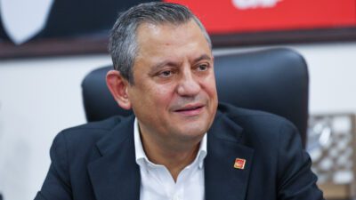 CHP Genel Başkanı Özgür Özel, Cumhurbaşkanlığı adaylığına ilişkin, "Aday değilim,