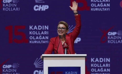 CHP 15. Olağan Kadın Kolları Kurultayı'nda Asu Kaya başkan seçildi.