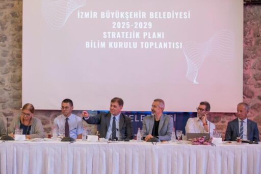 Yeniden yapılandırılan İzmir Planlama Ajansı Bilim Kurulu ilk toplantısını gerçekleştirdi.