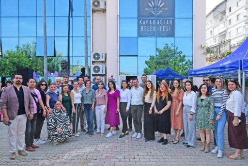 Karabağlar Belediyesi Sosyal Etkinlik Merkezi (KARBEM), gençlerin hayallerine ışık olmayı