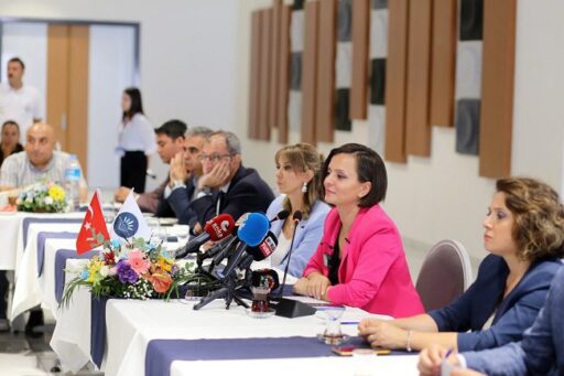 Helil Kınay Hayal satmadım tüm sözlerim tek tek gerçekleşiyor