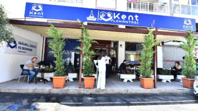 İzmir Büyükşehir Belediye Başkanı Dr. Cemil Tugay’ın seçim döneminde verdiği