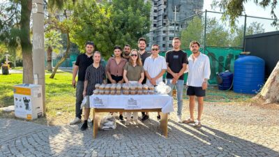 Mavişehir Yardımlaşma Platformu Aşure Hayrı Etkinliği Gerçekleştirdi