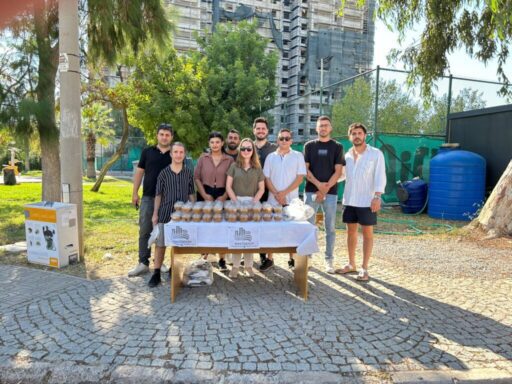 Mavişehir Yardımlaşma Platformu Aşure Hayrı Etkinliği Gerçekleştirdi