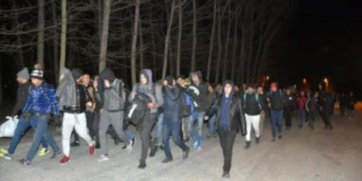 Mülteciler = yoksulluk, Herkesin parti ayırtmaksızın en büyük derdi hayat