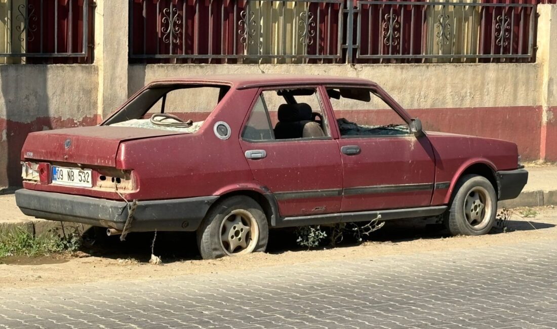 Ödemiş Belediyesi, ilçe merkezinde tehlike arz eden ve çevre kirliliğine