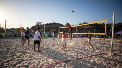 İzmir Büyükşehir Belediyesi genç odaklı kent vizyonuyla gençlik kampları ve