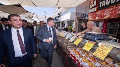 İzmir Büyükşehir Belediye Başkanı Dr. Cemil Tugay'ın ilçelerde düzenlediği koordinasyon