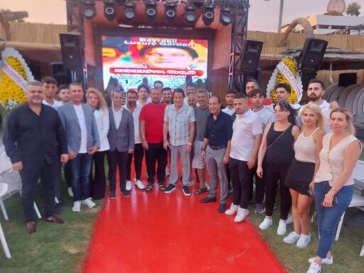 İzmir büyükşehir belediyesi meclis üyesi Latif Aydemir, sahibi olduğu Luxury