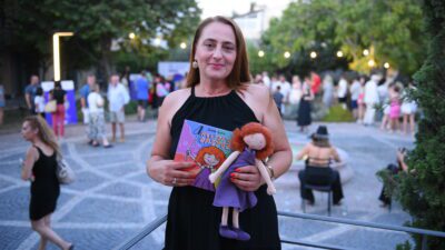 “Melisa’nın Bastonu” görme engelli Melisa'nın dünyayı bastonu aracılığıyla renklerle
tanıma yolculuğunun