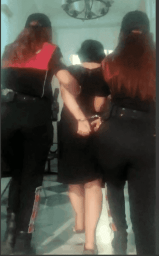 Aranan şüpheli İzmir Polisinden kaçamadı !