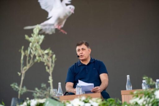 İzmir Büyükşehir Belediye Başkanı Dr. Cemil Tugay, katıldığı televizyon programında