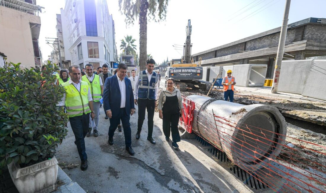 “İzmir Büyükşehir Belediyesi’nin vergi ve SGK borcu yok” İzmir Büyükşehir Belediye Başkanı Dr. Cemil Tugay katıldığı radyo yayınında