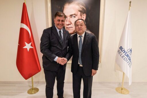 İzmir Büyükşehir Belediye Başkanı Dr. Cemil Tugay, Çin Halk Cumhuriyeti'nin