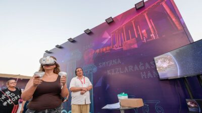 İzmir Büyükşehir Belediyesi tüm birimleri ve bağlı kuruluşlarıyla 93. İzmir