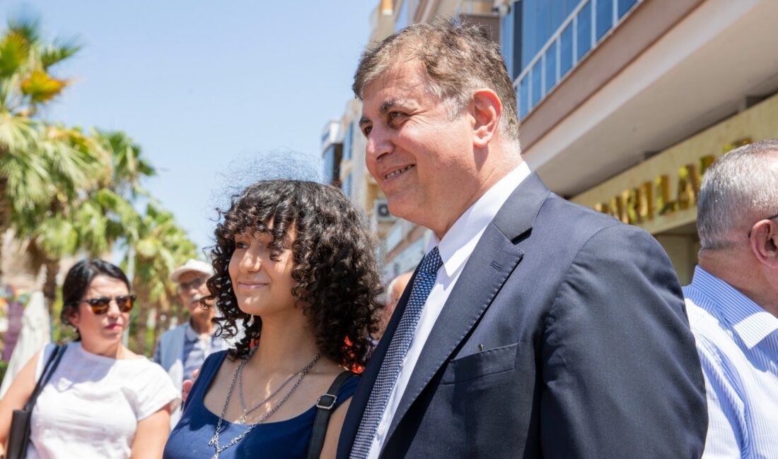 İzmir, gençlere kucak açıyor İzmir Büyükşehir Belediyesi’nin üniversite eğitimi için kente gelen öğrencilerin barınma