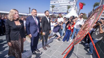 İzmir Büyükşehir Belediye Başkanı Dr. Cemil Tugay, İzmir’in kurtuluşunun 102’nci