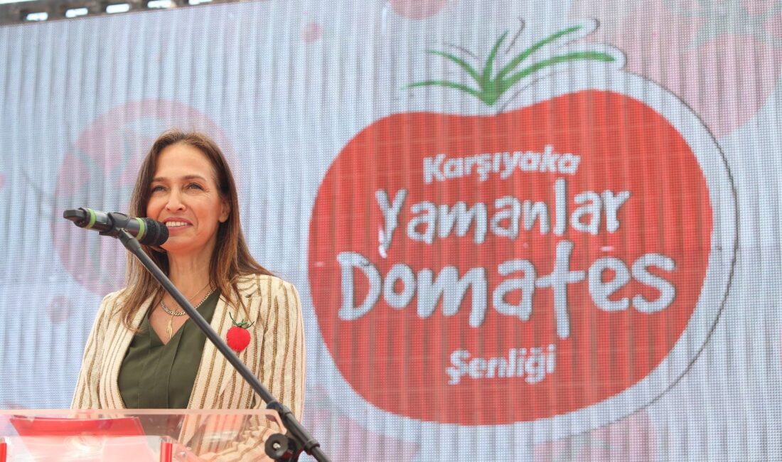 Karşıyaka Belediyesi tarafından düzenlenen “Yamanlar Domates Şenliği” muhteşem bir coşkuya