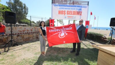 Menderes’in Gümüldür sahili kırmızı bayrağa layık görülen ilk sahil oldu.