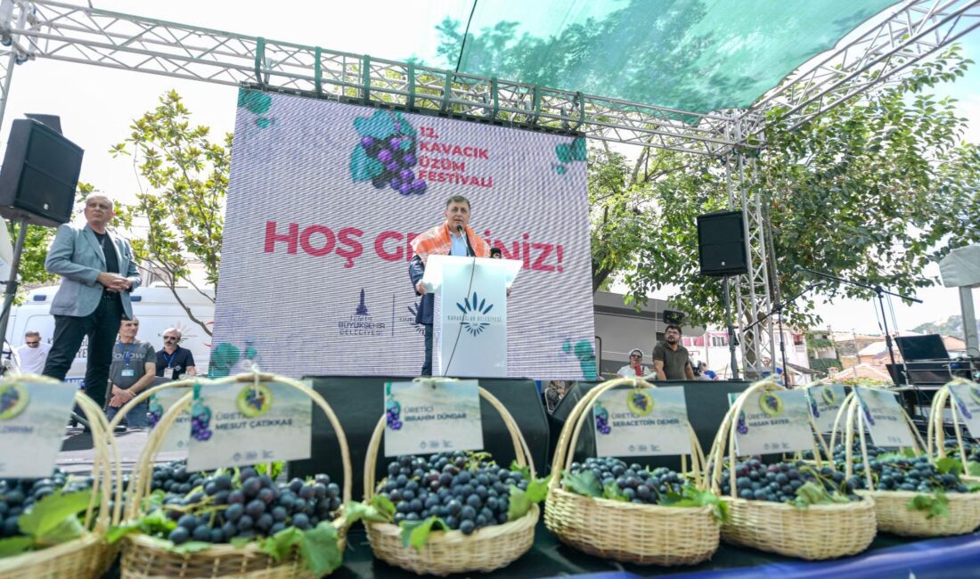 Karabağlar’ın coğrafi işaretli ürünü Kavacık üzümünü tanıtmak amacıyla bu yıl