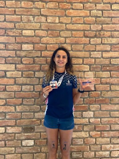 İzmir Büyükşehir Belediyesi Spor Kulübü triatloncusu İpek Öztosun, Sırbistan’da düzenlenen