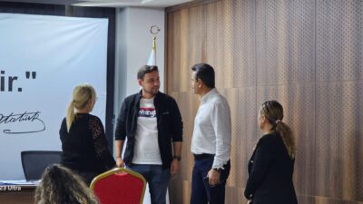 Dikili Belediye Başkanı Adil Kırgöz, ilçe genelinde gençlere iş imkanı