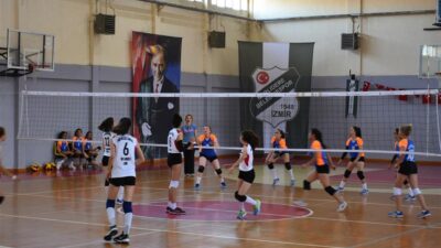 Narlıdere Belediyesi’nin spor kursları başlıyor. Voleybol, basketbol ve aerobikten oluşan