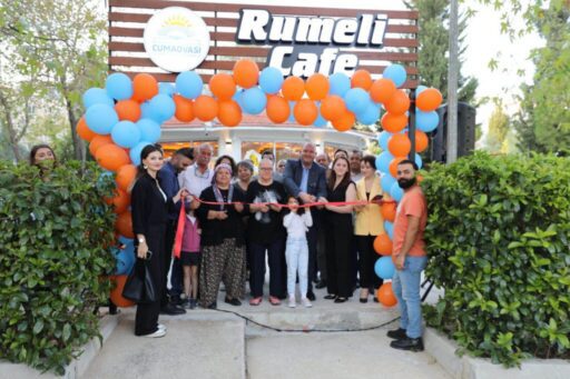Menderes Belediyesi tarafından ilçeye kazandırılan Rumeli Kafe’nin açılışı gerçekleşti.
