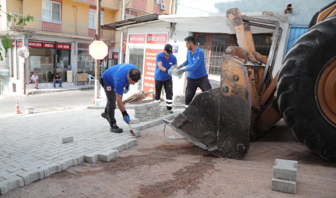 Bayraklı Belediyesi tarafından başlatılan yol bakım, onarım ve yenileme seferberliği