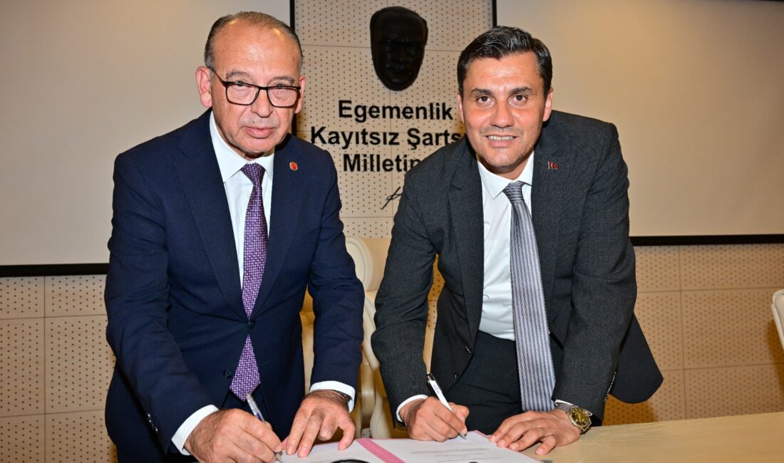 Manisa Büyükşehir Belediyesi ile Turgutlu Belediyesi arasında protokol imzalandı. Protokol