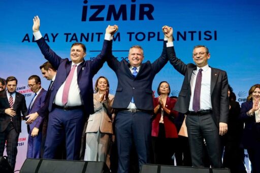 Cumhuriyet Halk Partisi Genel Başkanı Özgür Özel, dün gerçekleştirdiği Tüzük