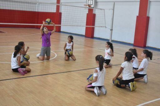 Balçova Belediyesi Spor Okulları, 8 branşta yeni dönemi başlattı.
