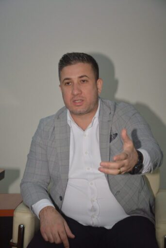 Esnaf sanatkarların emeklilik için gereken gün sayısında haksızlığa uğradıklarını
belirten Altındağ