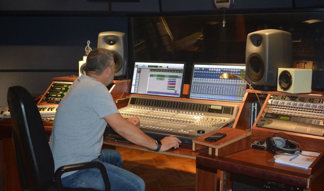 Ege Üniversitesi Devlet Türk Musikisi Konservatuvarı (DTMK) bünyesindeki ses kayıt