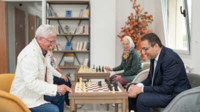 Balçova Belediyesi bünyesinde ileri yaş grubuna eğitim hizmeti veren Olgun