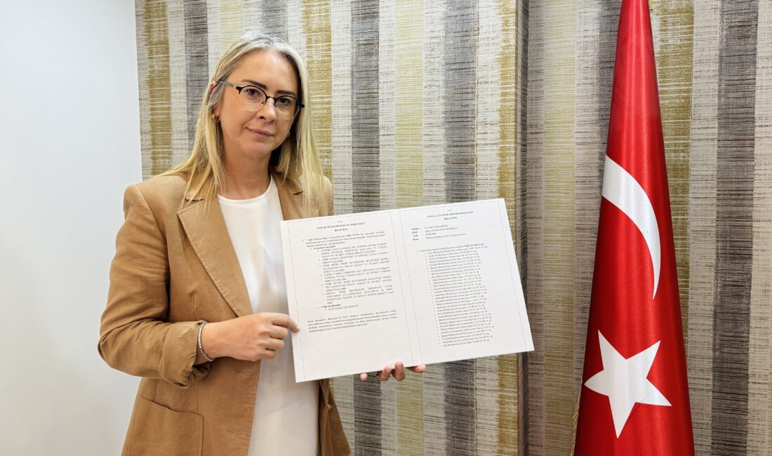 Çalışma ve Sosyal Güvenlik (SGK) Bakanı Vedat Işıkhan'ın İzmir temaslarında