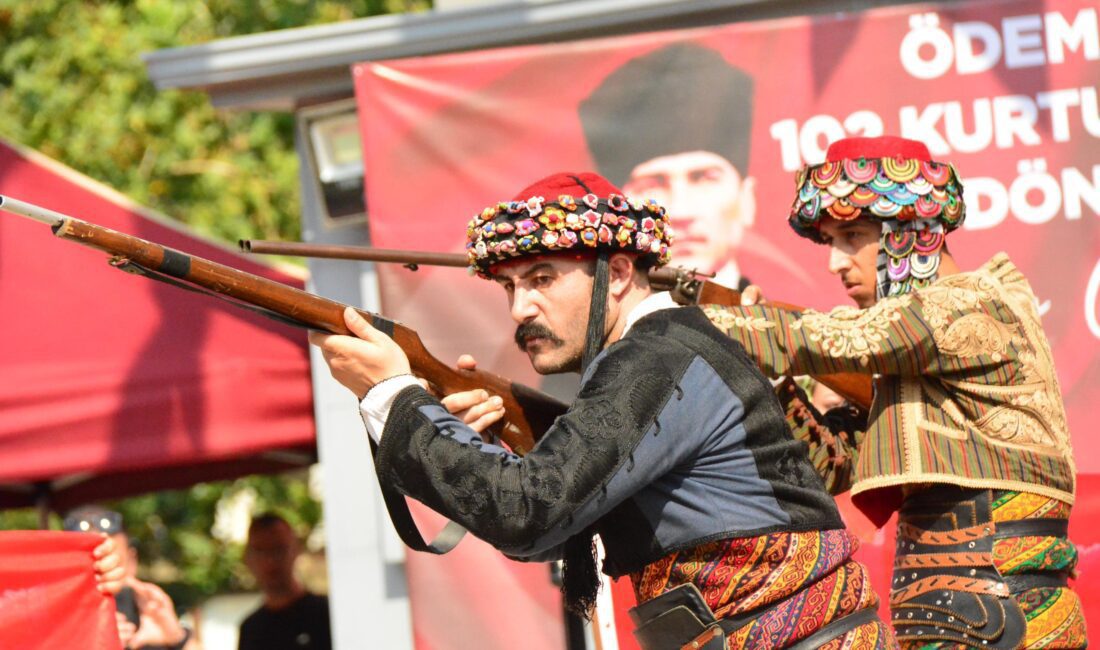 Ödemiş’te Kurtuluş Coşkusu Ödemiş’in düşman işgalinden kurtuluşunun 102. yılı, törenlerle kutlandı. Ödemiş Hükümet