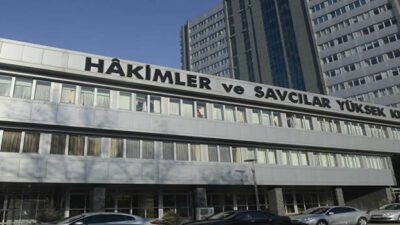 Hakimler ve Savcılar Kurulu (HSK), İzmir adliyesinde görevli Hakimler ve