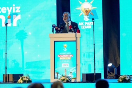 Çalışma ve Sosyal Güvenlik Bakanı Vedat Işıkhan, AK Parti İzmir