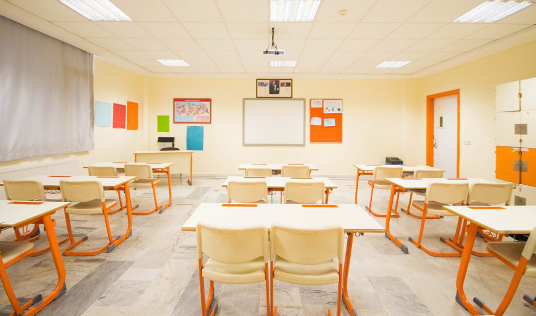 OKULLARDA TAZE HAVA ŞART Eğitim sürecinde, çocukların geniş zaman geçirdikleri sınıflardaki çevre koşulları (özellikle