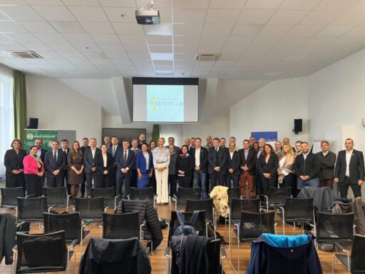 İzmir Büyükşehir Belediyesi Spor Kulübü’nün amatör branşlara yatırımları uluslararası alanda