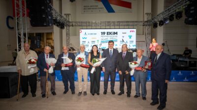 İzmir Büyükşehir Belediye Başkanı Dr. Cemil Tugay, 19 Ekim Muhtarlar