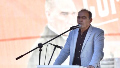 İzmir Büyükşehir Belediyesi’nin Cumhuriyet’in 101’inci yılı coşkusunu merkeze uzak ilçelere