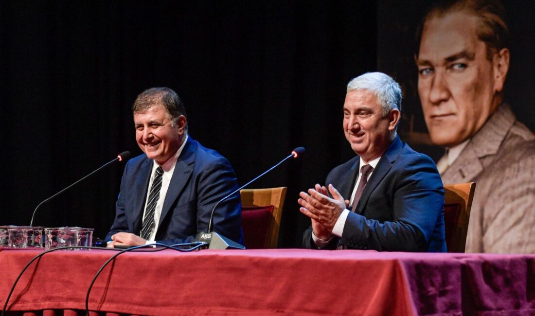 İzmir Büyükşehir Belediye Başkanı Dr. Cemil Tugay, ilçelerin istek ve