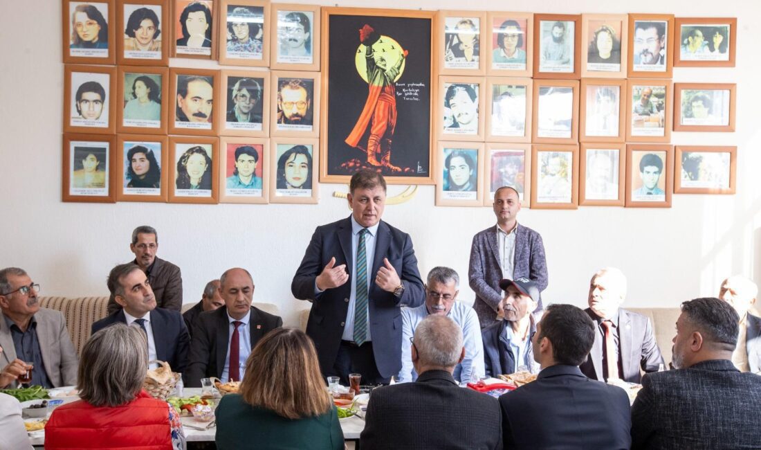 İzmir Büyükşehir Belediye Başkanı Dr. Cemil Tugay, Menemen’deki Asarlık Alevi