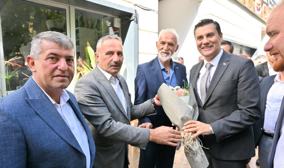 Manisa Büyükşehir Belediye Başkanı Mimar Ferdi Zeyrek, halk odaklı hizmet