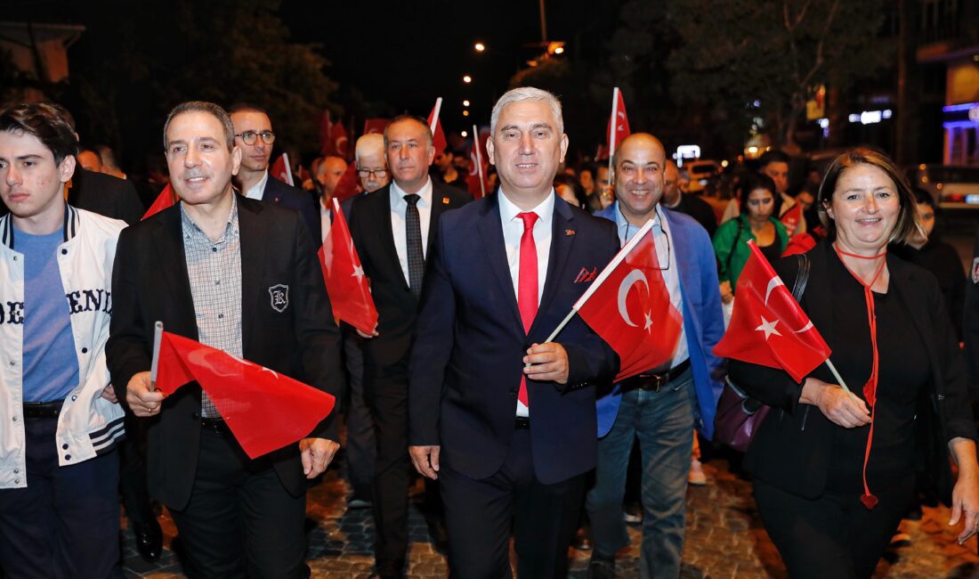 Bergamalılar Cumhuriyet Bayramını dolu dolu yaşadı. 28 Ekim’de Bergama Kaymakamlık