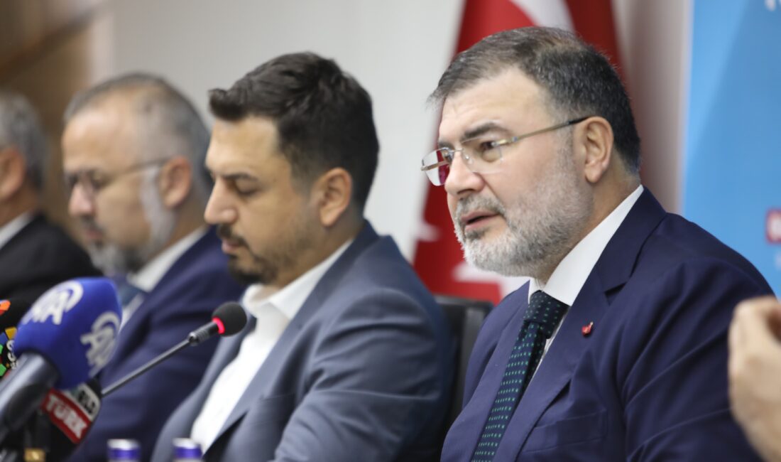 Ak Parti İzmir İl Başkanı Bilal Saygılı, Aylık olarak yaptığı