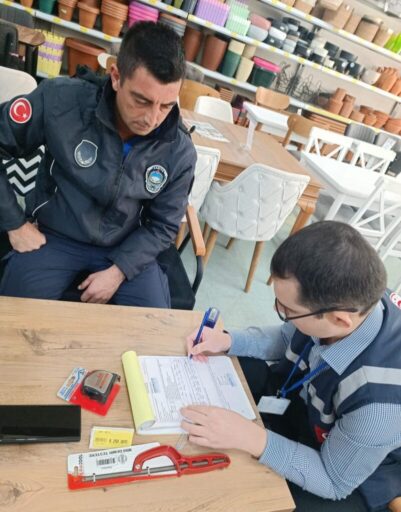 Manisa Büyükşehir Belediyesi kentte ki zincir market, Perakende satış yapılan