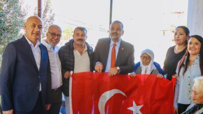 Cumhuriyet Halk Partisi İzmir İl Örgütü, İzmir’in 30 ilçesinde ilçelerin